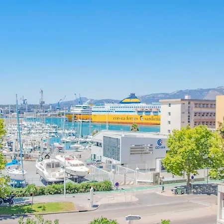 Beau T4 Traversant Avec Superbe Emplacement Apartman Toulon